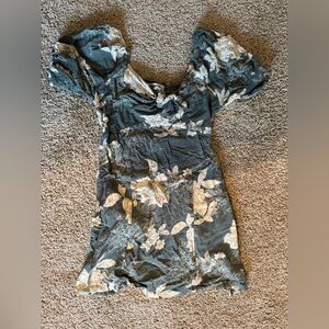 Mimi Chica Green Floral Puff Sleeve Mini Dress